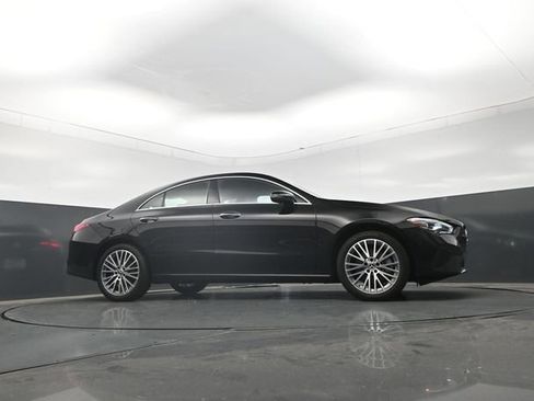 Used 2025 Mercedes-Benz CLA 250 image 28