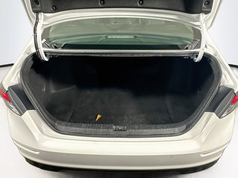 Used 2023 Honda Accord EX-L image 28