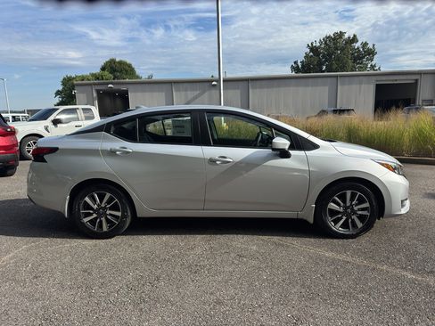 New 2025 Nissan Versa SV w/ Trunk Package image 2