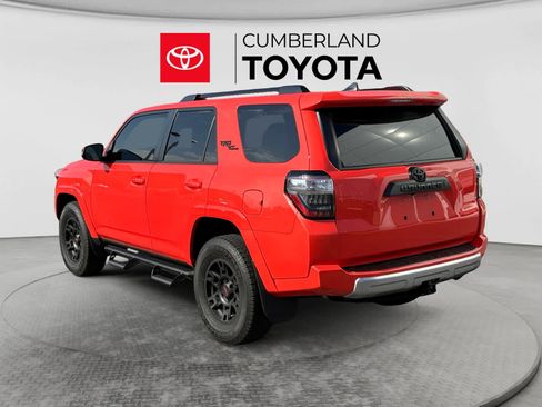Used 2024 Toyota 4Runner TRD Off-Road Premium w/ Moonroof Package AWD/4WD image 3