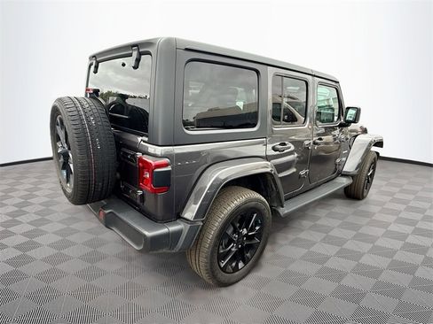 Used 2023 Jeep Wrangler Unlimited Sahara w/ Cold Weather Group image 6
