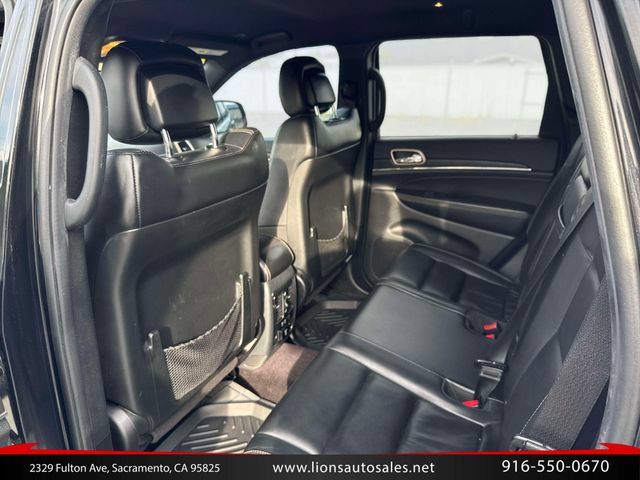 Used 2017 Jeep Grand Cherokee Limited RWD image 14