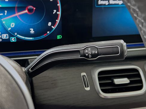 Used 2020 Mercedes-Benz GLE 350 4MATIC image 13