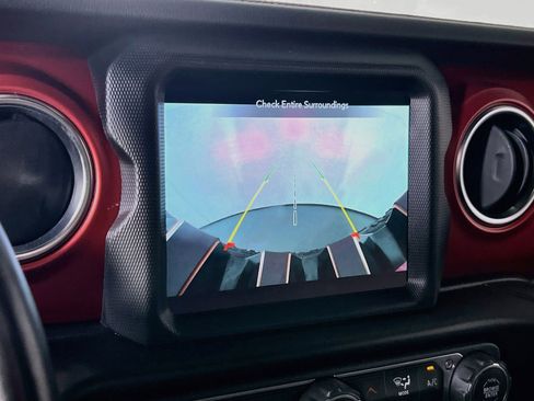 Used 2021 Jeep Wrangler Unlimited Rubicon w/ Dual Top Group AWD/4WD image 14