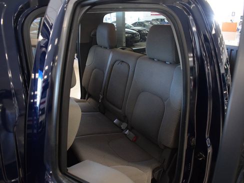 Used 2007 Nissan Frontier LE AWD/4WD image 38