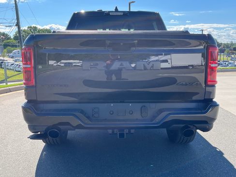 Used 2025 RAM 1500 Limited AWD/4WD image 8