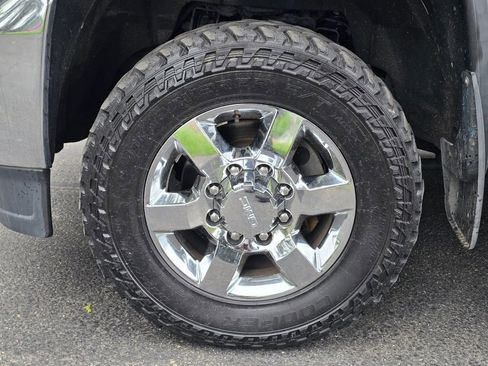 Used 2016 GMC Sierra 3500 SLE w/ SLE Preferred Package AWD/4WD image 9