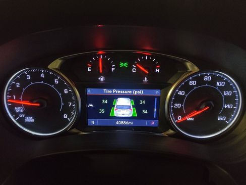 Used 2023 GMC Terrain SLT image 23