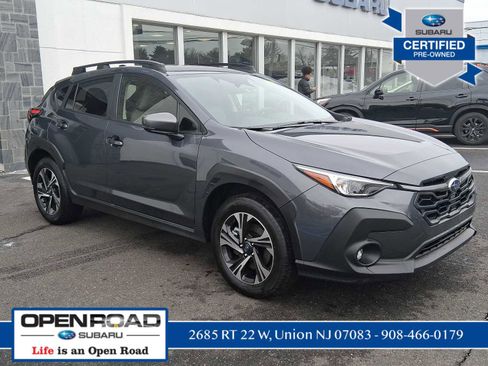 Used 2024 Subaru Crosstrek 2.0i Premium image 1