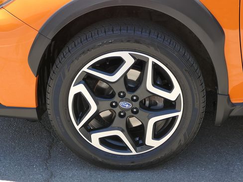 Used 2019 Subaru Crosstrek 2.0i Limited w/ Moonroof Package w/Navigation AWD/4WD image 10
