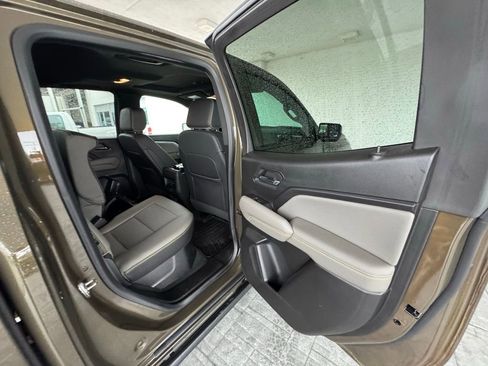 Used 2024 Chevrolet Colorado ZR2 w/ ZR2 Convenience Package III image 23