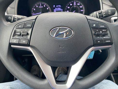 Used 2019 Hyundai Tucson SE image 19