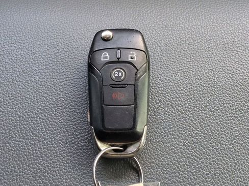 Used 2023 Ford F550 4x4 Regular Cab Super Duty image 26