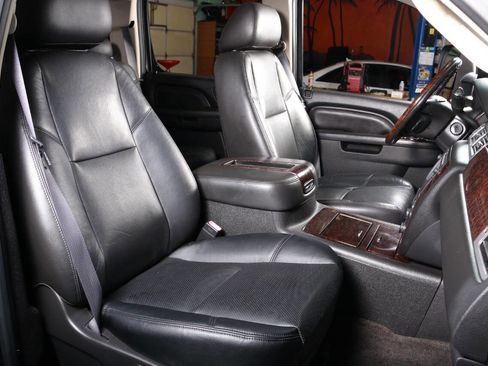 Used 2012 GMC Sierra 3500 Denali image 51