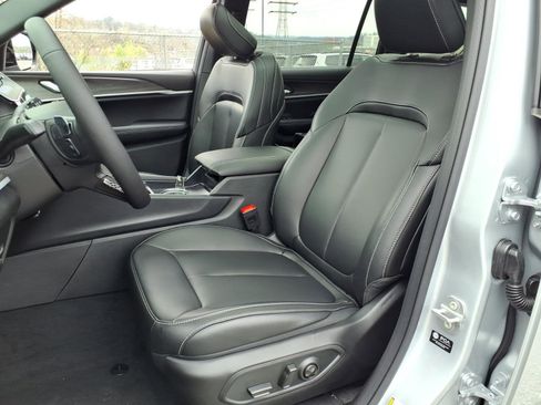 New 2026 Jeep Grand Cherokee L Limited AWD/4WD image 7