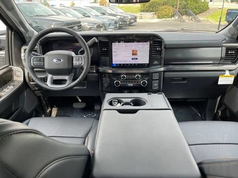 New 2026 Ford F250 Lariat w/ FX4 Off-Road Package AWD/4WD image 9