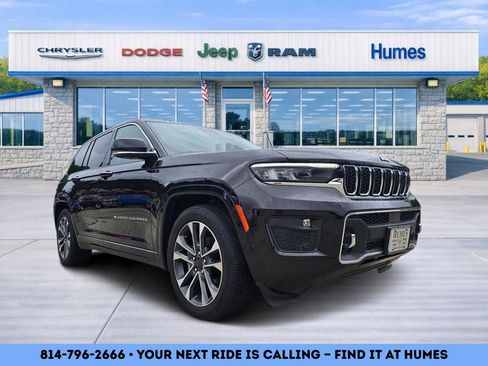 Used 2023 Jeep Grand Cherokee Overland w/ Luxury Tech Group IV AWD/4WD image 1