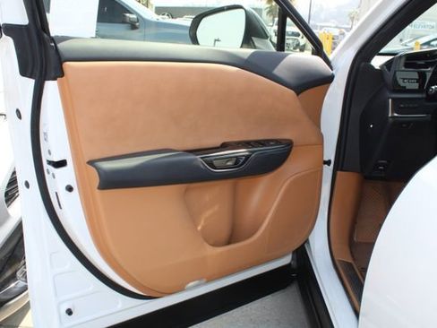 Certified 2023 Lexus RZ 450e Premium w/ Technology Package image 11