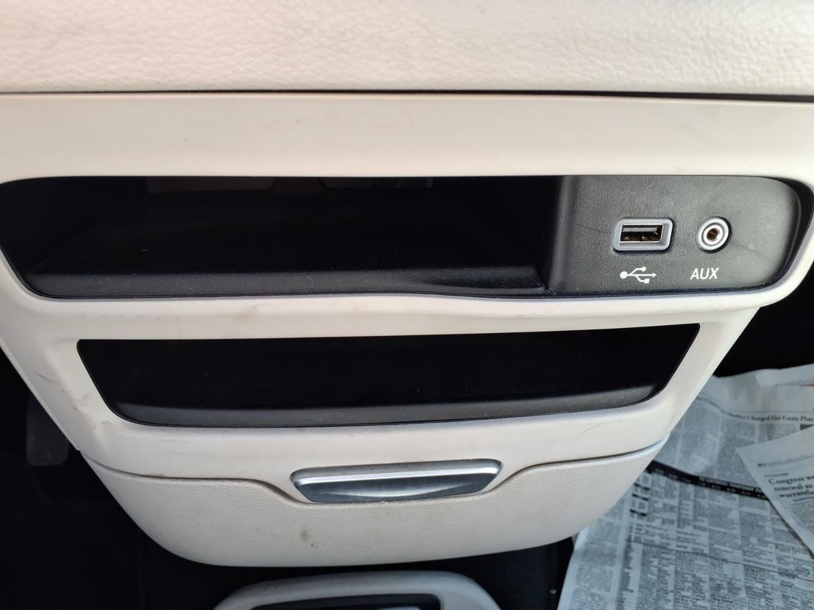 Used 2018 Chrysler Pacifica Touring Plus FWD image 13