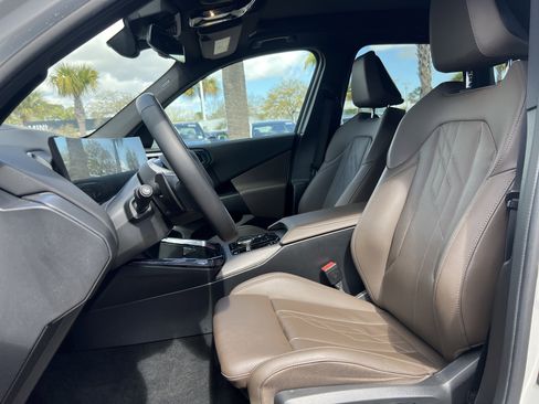 Certified 2025 BMW X3 xDrive30i image 16