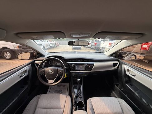 Used 2016 Toyota Corolla LE FWD image 21