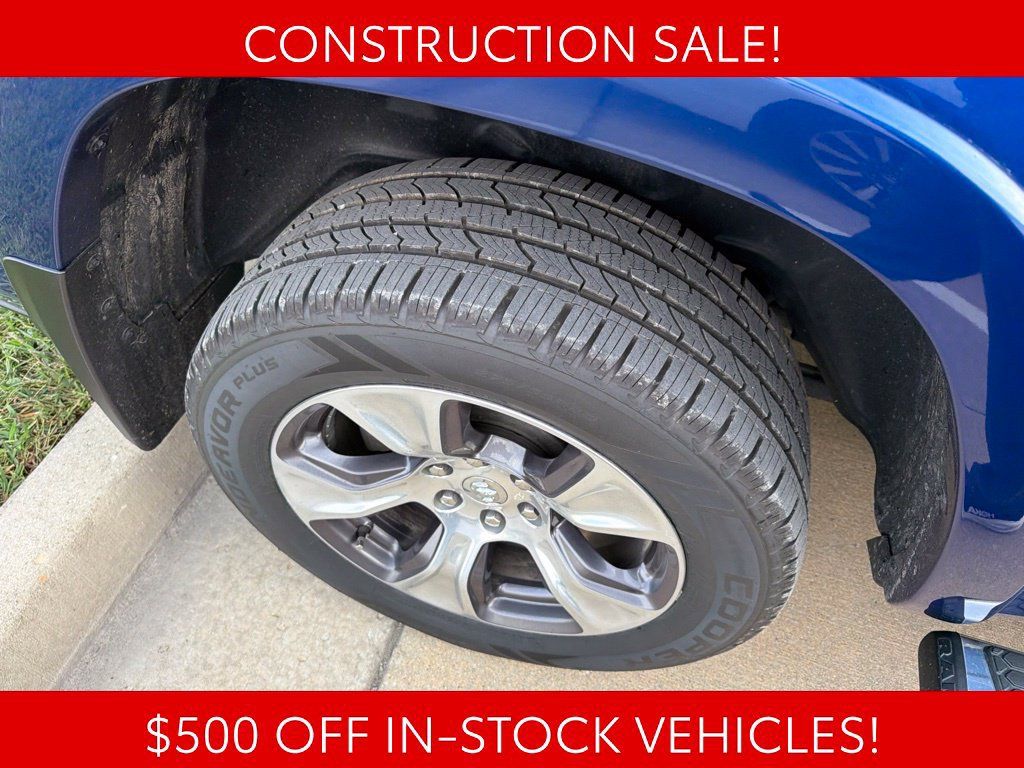 Used 2019 RAM 1500 Laramie AWD/4WD image 5