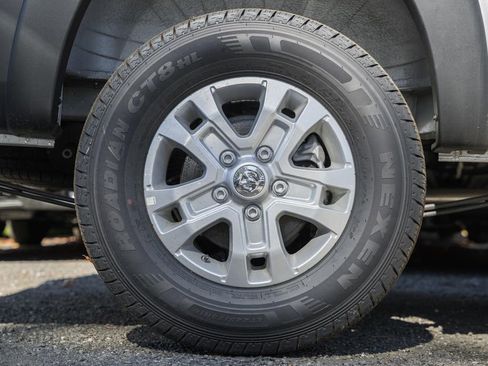 New 2025 RAM ProMaster 2500 w/ Quick Order Package 22G SLT image 15