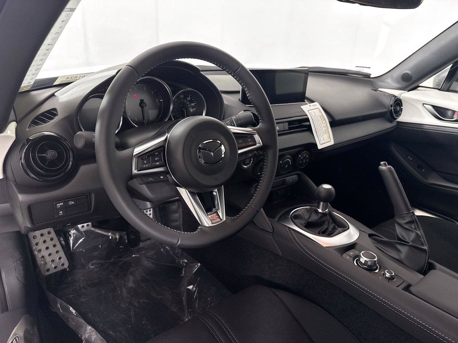 New 2026 MAZDA MX-5 Miata Club w/ Interior Package RWD image 14