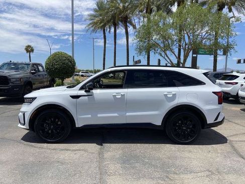Used 2023 Kia Sorento SX FWD image 4