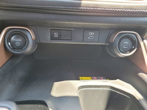 Used 2024 Toyota Grand Highlander AWD Hybrid image 24