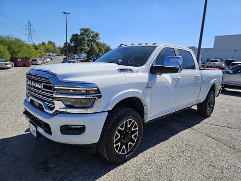 Used 2025 RAM 2500 Limited image 8