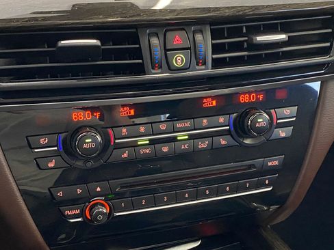 Used 2015 BMW X5 xDrive50i image 28