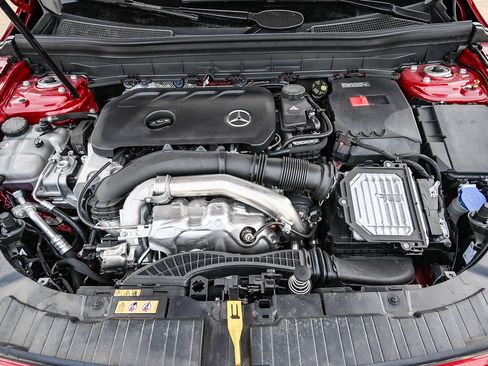 New 2026 Mercedes-Benz GLB 250 image 28