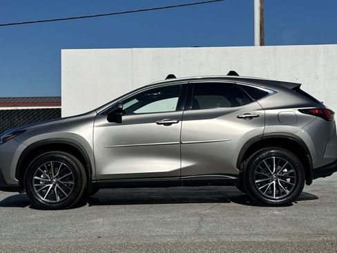 Used 2023 Lexus NX 350h AWD image 6