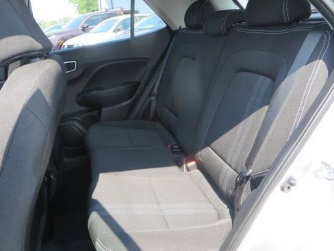 Used 2026 Hyundai Venue SEL FWD image 25
