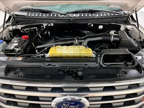 Used 2019 Ford Expedition XLT w/ Equipment Group 202A image 12