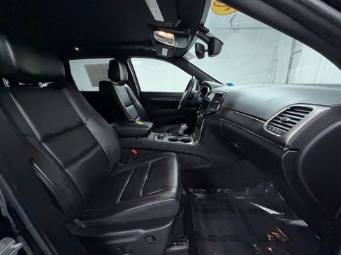 Used 2022 Jeep Grand Cherokee Limited w/ Tech Group image 9