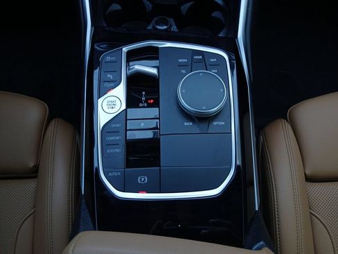 Used 2024 BMW 230i Coupe w/ Premium Package RWD image 10