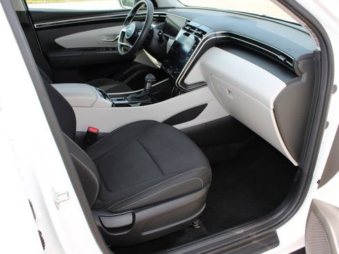 Used 2024 Hyundai Tucson SEL FWD image 6
