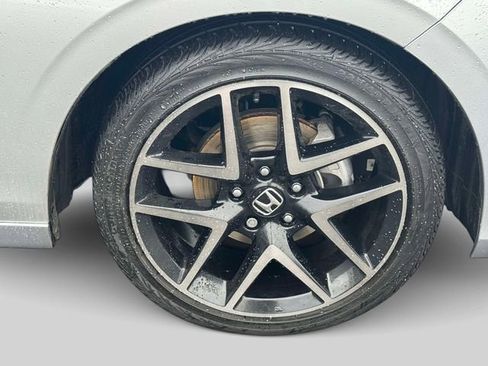 Used 2024 Honda Civic Sport Touring image 9
