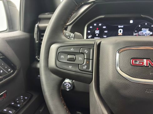 Used 2023 GMC Sierra 1500 AT4 w/ Technology Package image 30