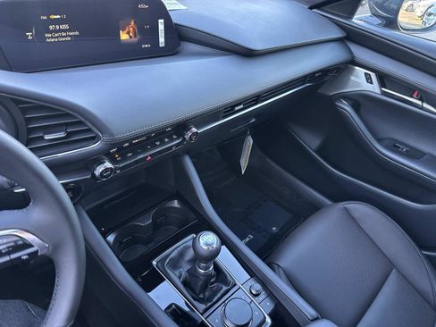 New 2026 MAZDA MAZDA3 2.5 S Hatchback w/ Premium Pkg image 22