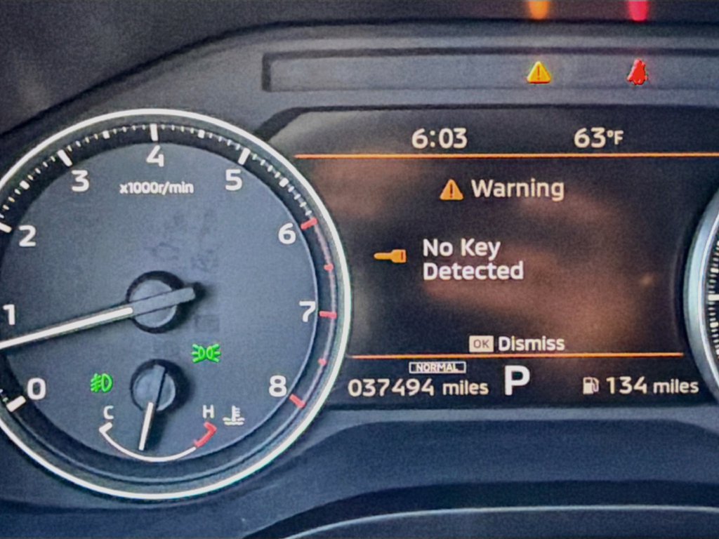 Used 2025 Mitsubishi Outlander SE AWD/4WD image 14