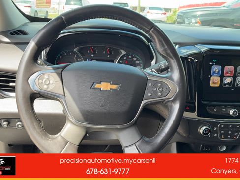 Used 2019 Chevrolet Traverse LT FWD image 10