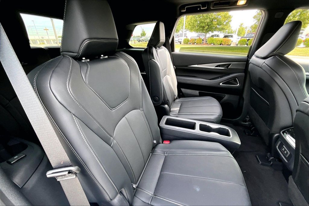 Certified 2027 INFINITI QX60 Sport w/ Dark Cargo Package AWD/4WD image 30
