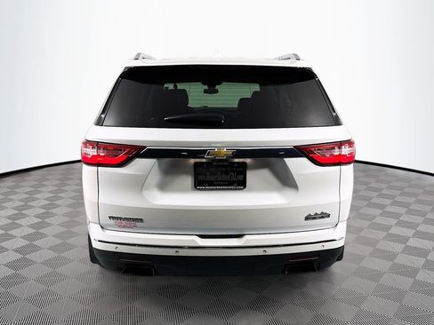 Used 2020 Chevrolet Traverse High Country w/ LPO, Floor Liner Package FWD image 6