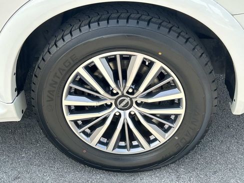 Used 2022 Nissan Armada SL w/ Captain's Chairs Package RWD image 19
