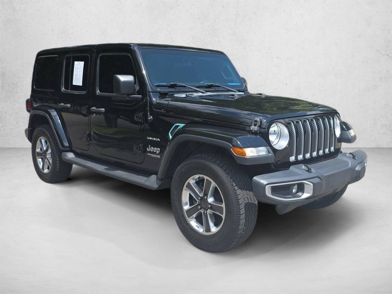 Used 2018 Jeep Wrangler Unlimited Sahara AWD/4WD image 3