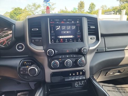 Used 2020 RAM 1500 Big Horn AWD/4WD image 25