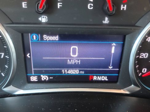 Used 2022 Chevrolet Equinox LT FWD image 22